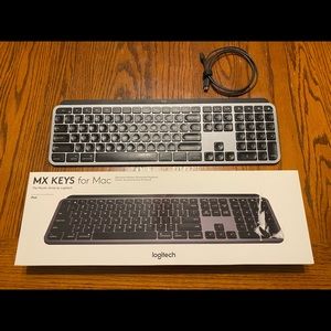 MX Keys for Mac wireless keyboard- Bluetooth only